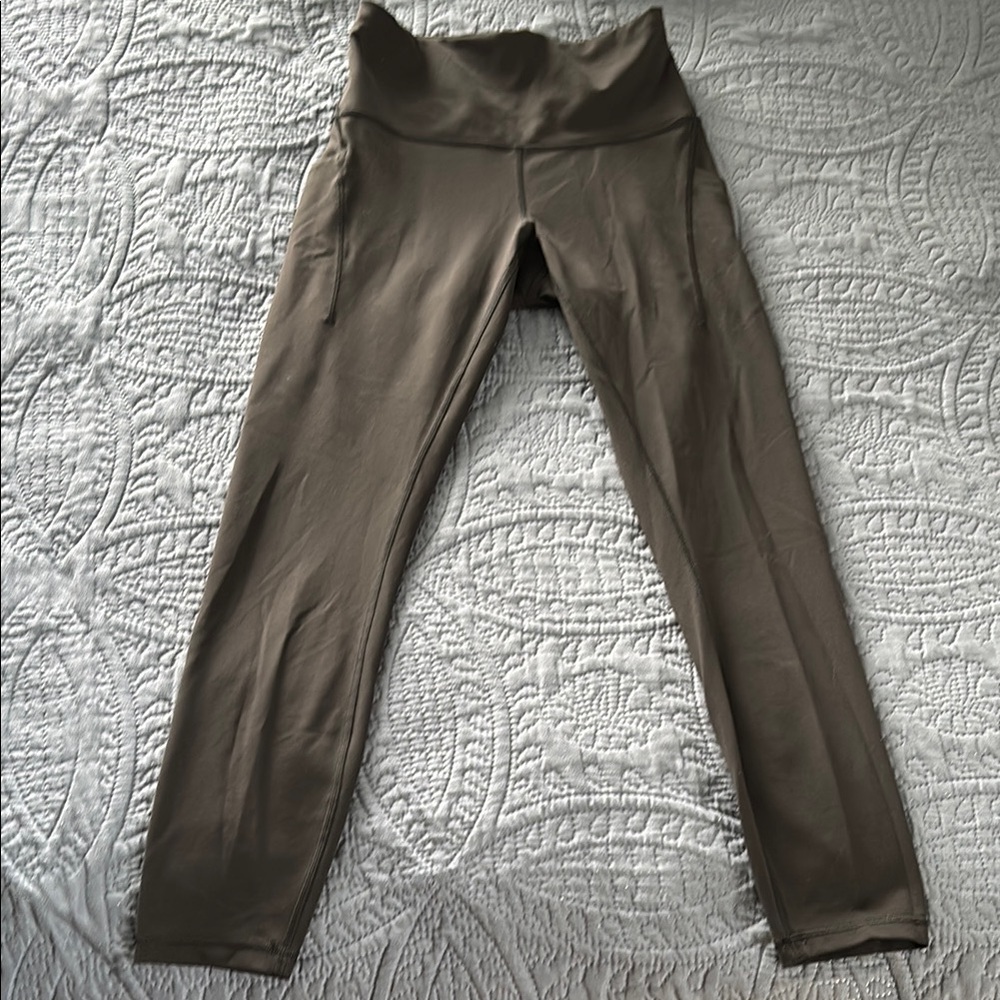Lululemon Women's Wunder Train Leggings